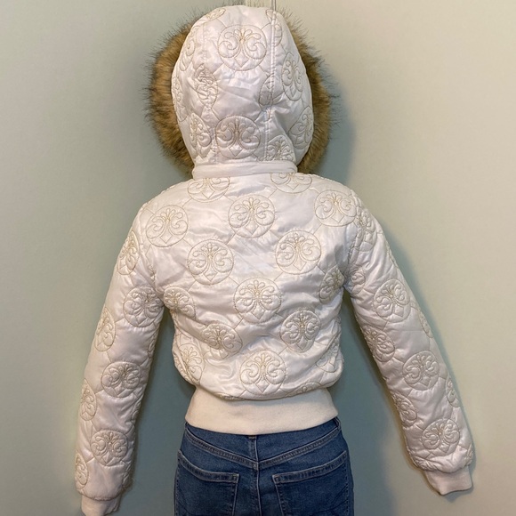 Dereon Cream Quilted Puffer Jacket with Faux Fur Hood - Picture 5 of 14